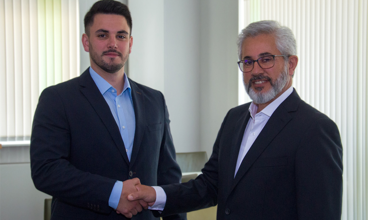 Amtsuebergabe: Generationswechsel bei LAN